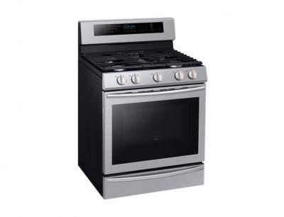 30'' Samsung Gas Range with 20 K BTU Dual Burner 5.8 cf NX58M6650WS