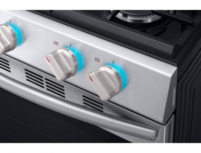 30'' Samsung Gas Range with 20 K BTU Dual Burner 5.8 cf NX58M6650WS